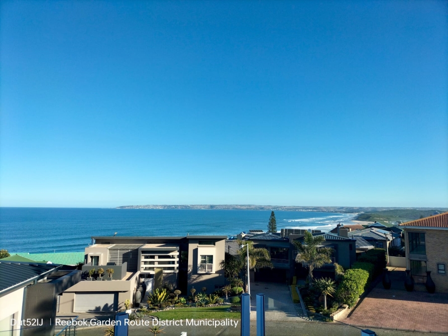 6 Bedroom Property for Sale in Reebok Western Cape